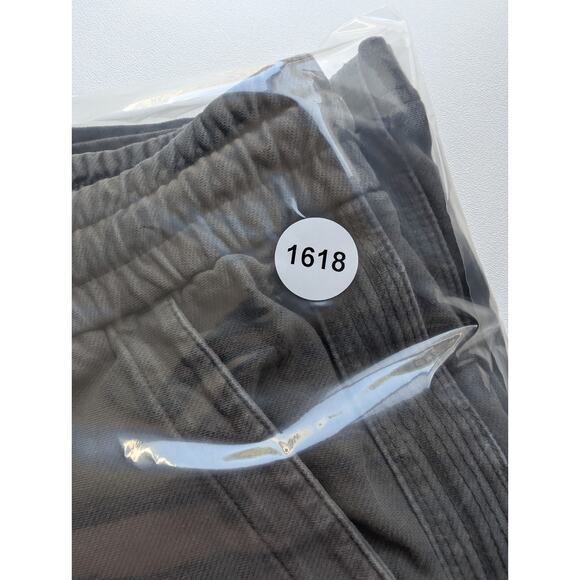 Athleta Farallon Shorts Women's 18 Olive Army Green Pockets Drawstring - Picture 10 of 10